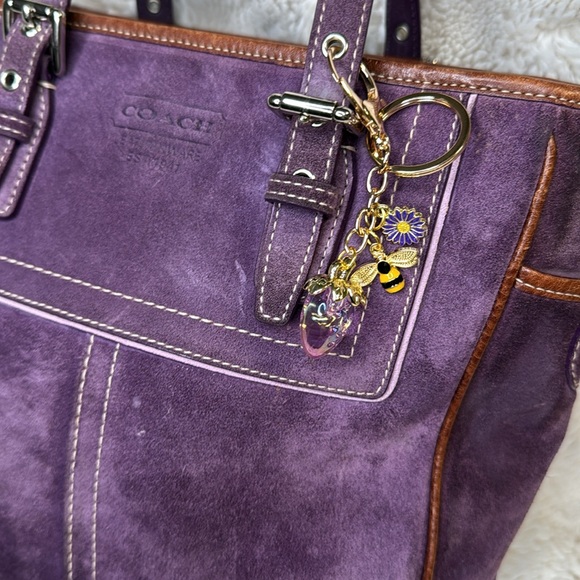 COACH PURPLE SUEDE BAG - Picture 11 of 16